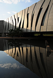 STJ - vertical - U.Dettmar/STJ