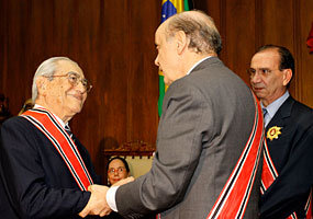 Serra condecora Sidney Sanches presidente do STF no biênio 1991-1993 - Cris Castello Branco
