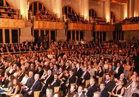 Platéia da cerimônia de posse do novo presidente do TJ-SP, desembargador Antonio Carlos Viana Santos. - Assessoria de Imprensa/TJ-SP