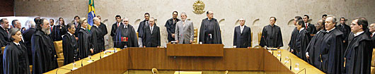 Sessão solene de posse dos ministros Cezar Peluso e Carlos Ayres Britto nos cargos de presidente e vice-presidente do STF. 23/04/2010 - Nelson Jr./SCO/STF
