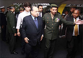 Governador chega às comemorações da Independência - TJ-SP