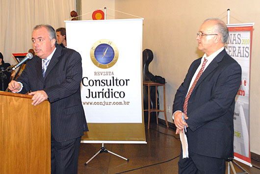 Décio Freire no Lançamento do Anuário Minas Gerais - 04/10/2010 - Ronaldo Almeida