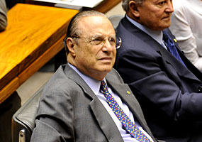 O deputado Paulo Maluf, durante sess&atilde;o plen&aacute;ria - Valter Campanato/ABr