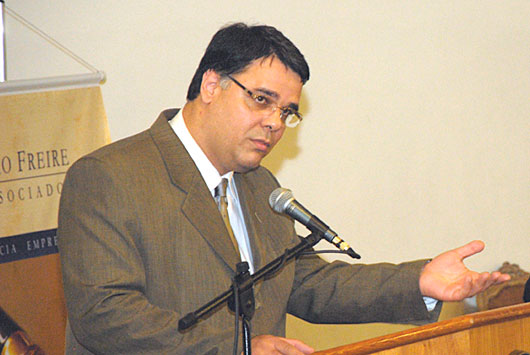 Presidente Amagis no Lançamento do Anuário Minas Gerais - 04/10/2010 - Ronaldo Almeida