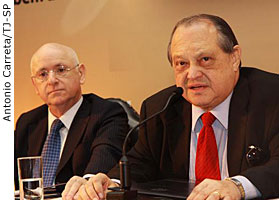 Ministro Ari Pargendler e desembargador Viana Santos no I Encontro do F&oacute;rum Nacional do Judici&aacute;rio para a Sa&uacute;de - Antonio Carreta/TJ-SP