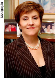 Dela&iacute;de Alves Arantes - Divulga&ccedil;&atilde;o