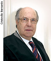 Pedro Luiz Ricardo Gagliardi - Cristovão Bernardo