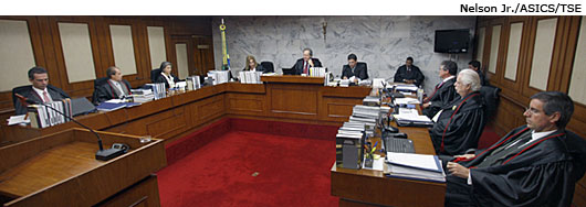 Sess&atilde;o do TSE - Nelson Jr./ASICS/TSE