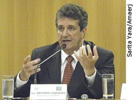 Antonio Cesar Siqueira - Amaerj - Sarita Yara/Amaerj