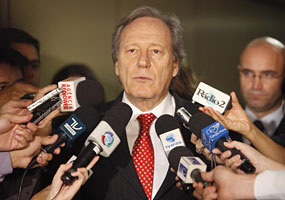 Presidente do TSE ministro Ricardo Lewandowski participa de sess&atilde;o da Comiss&atilde;o de Reforma Politica da C&acirc;mara. Brasilia/DF 14/04/2011 - Nelson Jr./ASICS/TSE