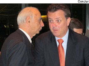 Homenagem Peluso FIESP - 17/04/2012 [ConJur]