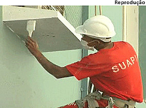 Presos fazendo reforma - 18/05/2012 [Reprodu&ccedil;&atilde;o]