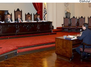 Manoel Carlos defende tese de doutorado sobre Justi&ccedil;a Eleitoral - 5/12/2013 [ConJur]