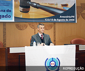 Antônio Carlos Efing, membro do Instituto Brasileiro de Política e Direito do Consumidor (Brasilcon) [Reprodução]