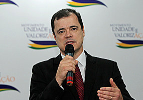 Dr. João Ricardo - 06/08/13 [Divulgação]