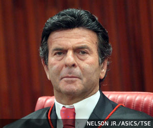 Luiz Fux [Nelson Jr./ASICS/TSE]