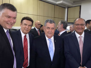 Em discurso de posse, presidente da OAB-SP critica mudança do STF