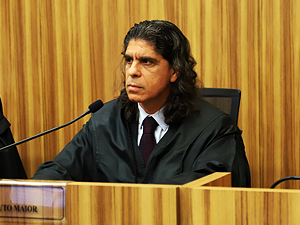 Desembargador esclarece que não é alvo de tentativa de censura