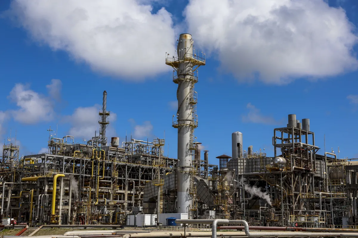 Refinaria de Manguinhos da Refit