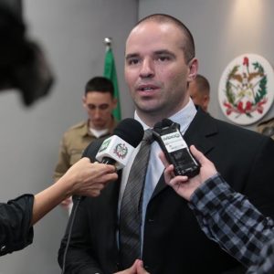 Potencial de repercussão não comprova abuso eleitoral em entrevista