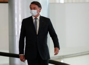 Alexandre suspende quebra de sigilo telemático de Bolsonaro
