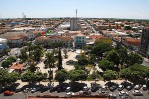 TJ-SP anula lei municipal de contratação por tempo determinado