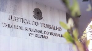 Sucumbência com serviço comunitário criminaliza propositura de ação