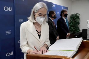 Maria Thereza toma posse como corregedora nacional de Justiça