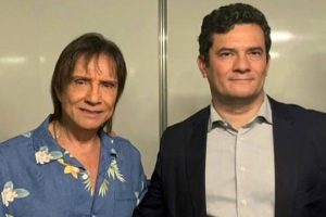 Moro contrata empresário de Roberto Carlos para vender palestras