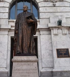 Juízes tentam reduzir injustiças raciais nas cortes dos EUA
