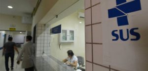 Recepcionista de hospital receberá adicional de insalubridade