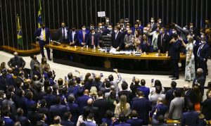 Eleição para Mesa Diretora da Câmara é adiada para esta quarta