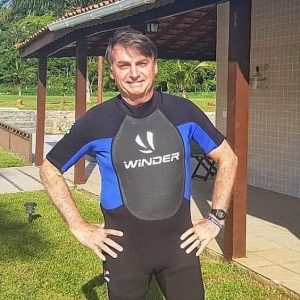 MP no TCU pede avaliação de despesas das férias de Bolsonaro