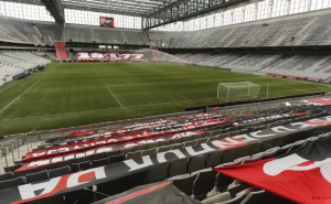 TJ-PR manda Athletico credenciar jornalista barrada em seu estádio