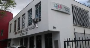 Ex-presidente de subseção da OAB e marido são absolvidos