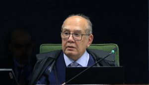 Gilmar libera piso da enfermagem para julgamento no Supremo