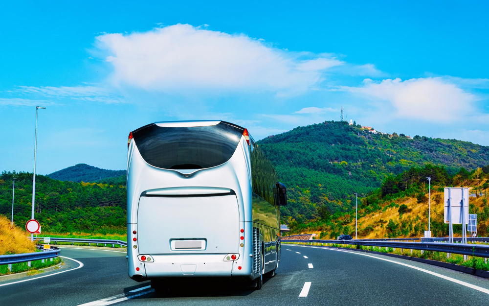 Ônibus na estrada
