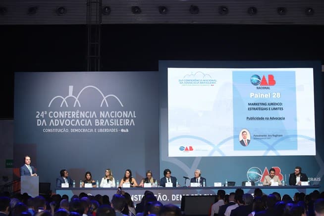 Painel sobre os limites do marketing jurídico na Conferência da Advocacia