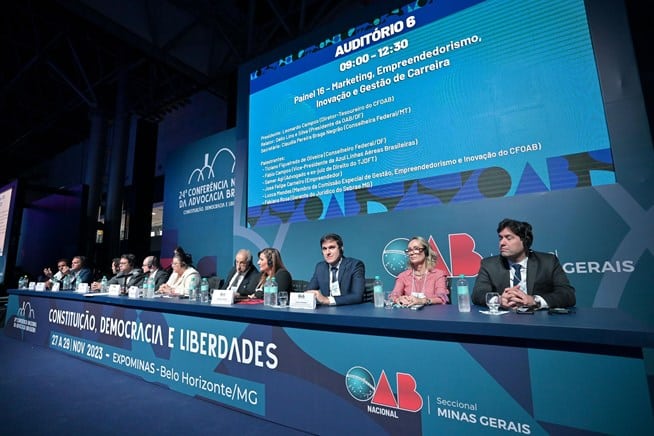 Painel 16 da Conferência Nacional da Advocacia sobre Marketing e gestão de escritórios