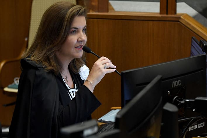 Daniela Teixeira participa de primeira sessão na 5ª Turma do STJ