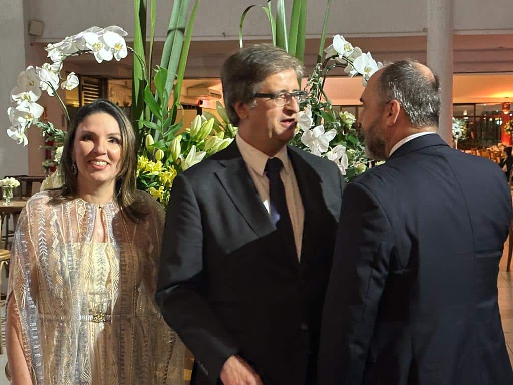 Luís Inácio Adams, ex-AGU, parabeniza Paulo Gonet por posse na PGR