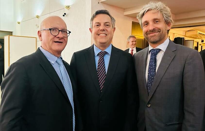Os jornalistas Márcio Chaer, da ConJur, Miguel Matos, do Migalhas, e Felipe Seligman, do Jota