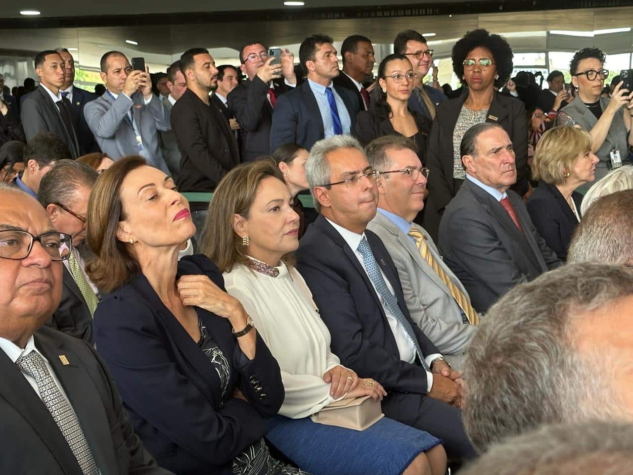 Posse do novo ministro da Justiça contou com a presença de ministros do STJ