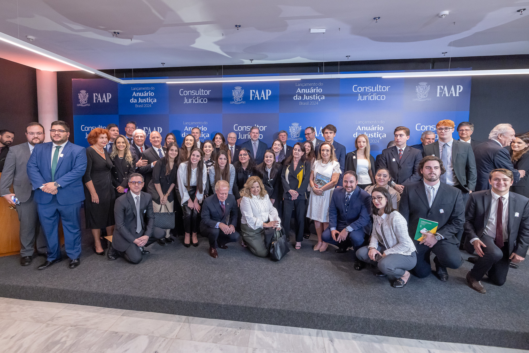 Lançamento do Anuário da Justiça Brasil 2024 reuniu de magistrados a estudantes