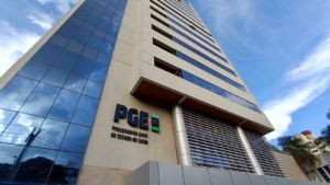 Fachada da Procuradoria-Geral do Estado de Goiás (PGE-GO)