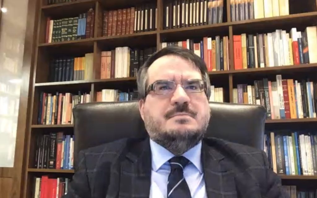 Otávio Luiz Rodrigues Jr., vai receber a medalha da Ordem Nacional do Mérito Educativo