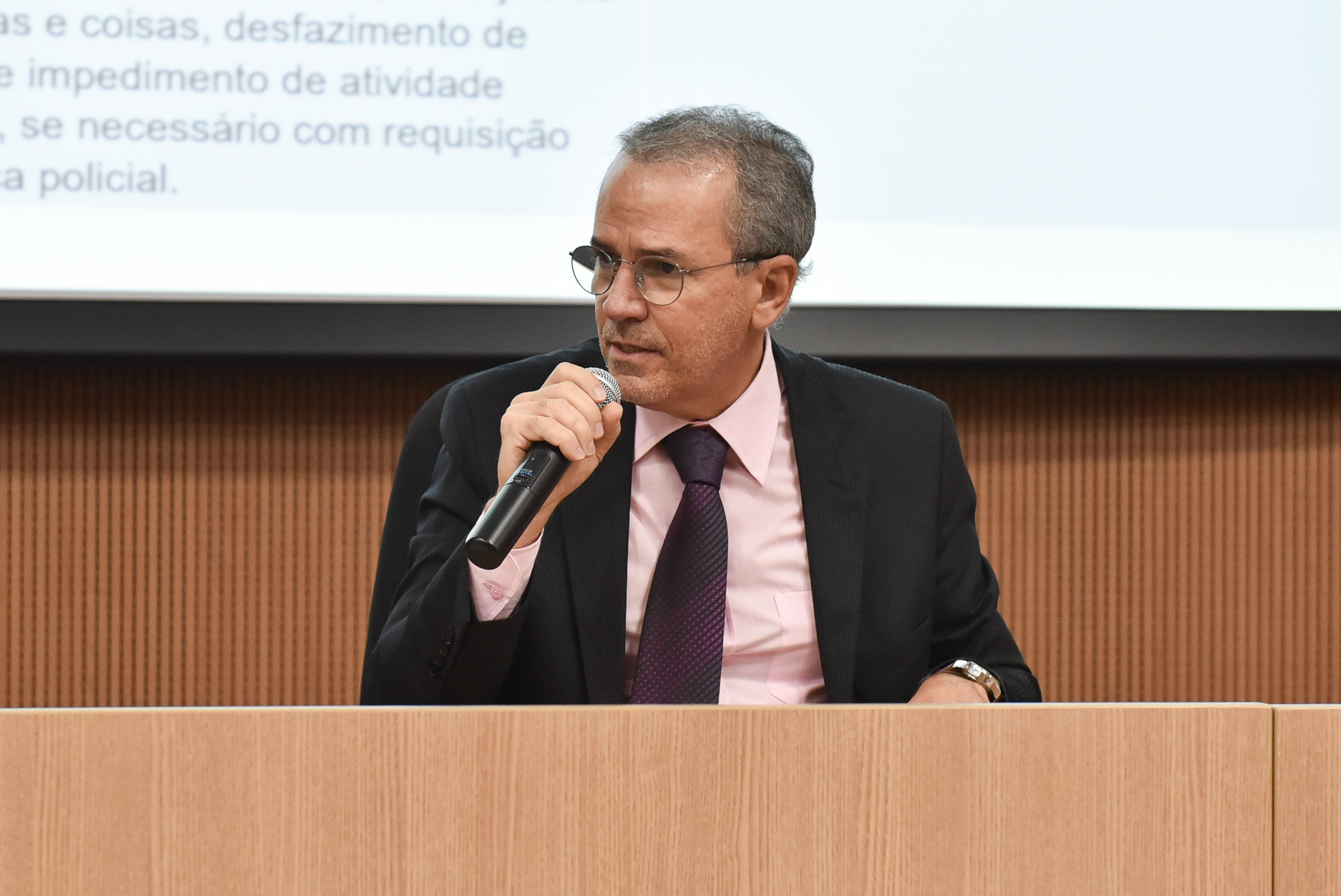Desembargador Alexandre Freire Pimentel conseguiu zerar o acervo de seu gabinete com ajuda de ferramenta de inteligência artificial