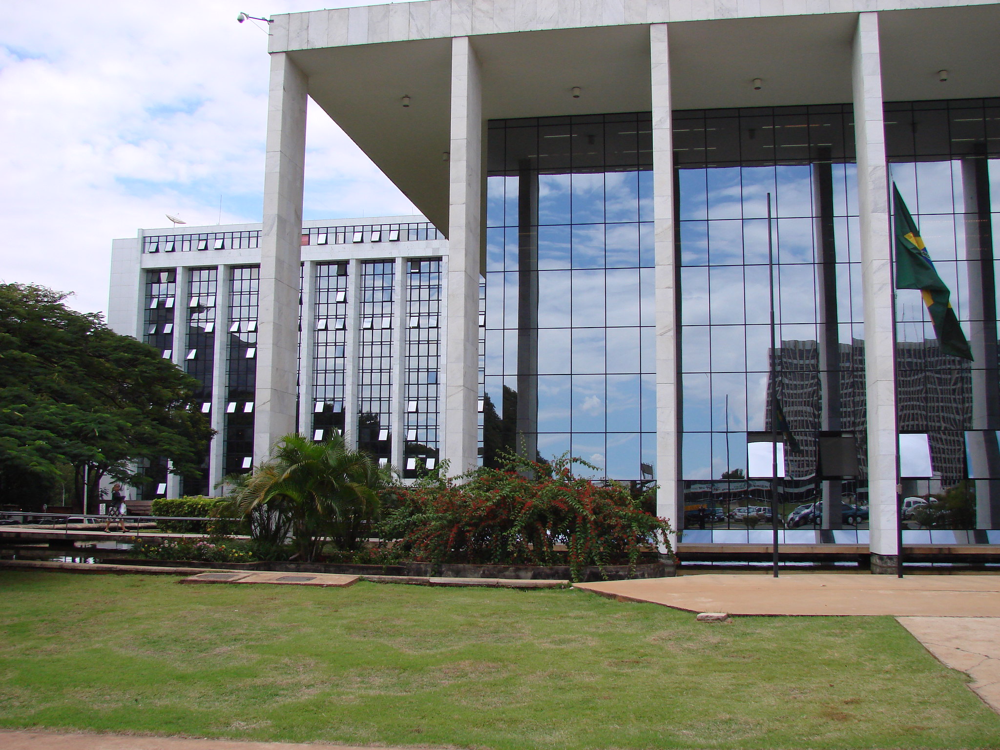 Tribunal de Justiça do Distrito Federal promove cerimônia de implantação do juiz das garantias nesta quinta-feira