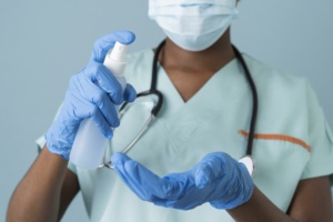 médica / enfermeira COVID-19