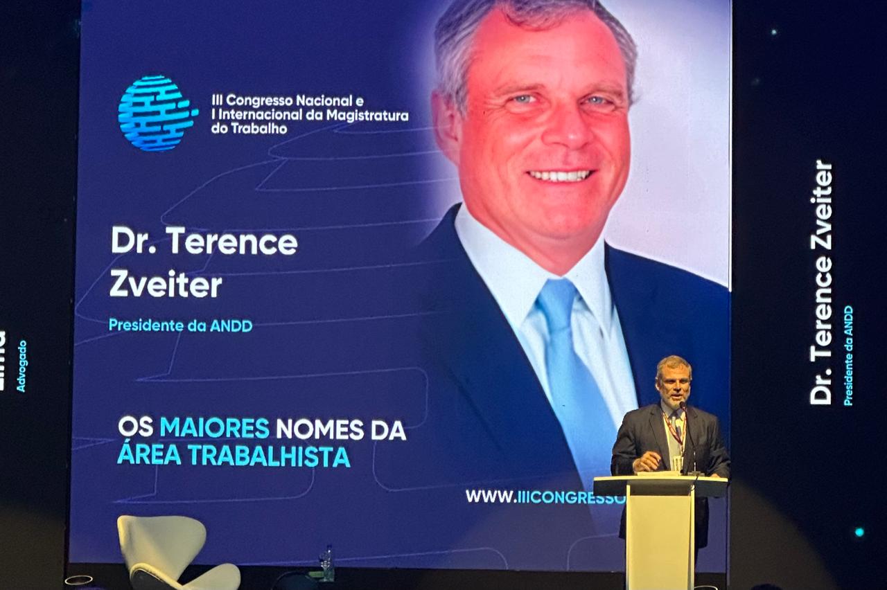 Palestra de Terence Zveiter